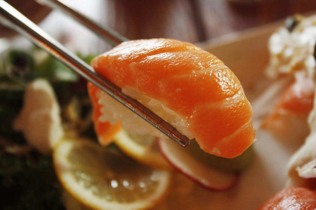 sushiro-salmon